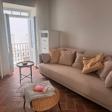 Hébergement de vacances Stylish Townhouse With Gallery In The Heart Of For Two Tavira