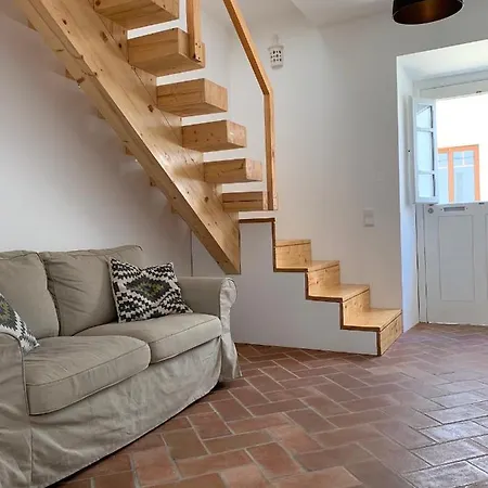 Stylish Townhouse With Gallery In The Heart Of Tavira For Two *