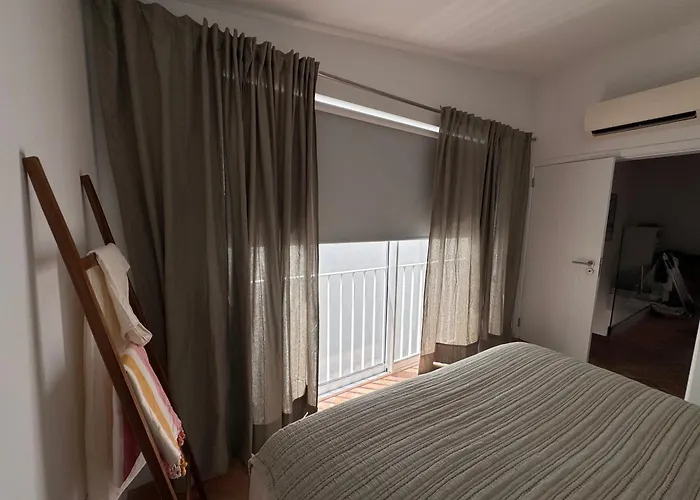 Stylish Townhouse With Gallery In The Heart Of For Two * Tavira
