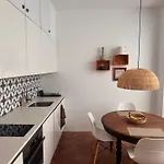 別荘 Stylish Townhouse With Gallery In The Heart Of For Two *