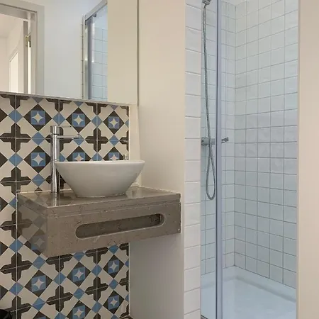 Stylish Townhouse With Gallery In The Heart Of Tavira For Two Holiday home *