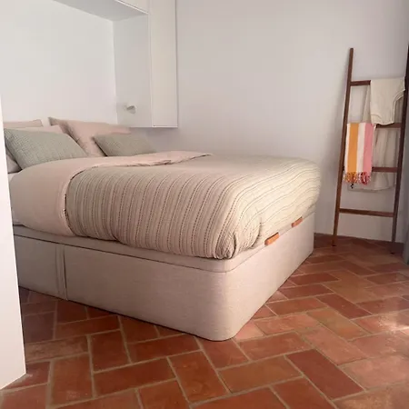 Stylish Townhouse With Gallery In The Heart Of For Two Dom wakacyjny Tavira